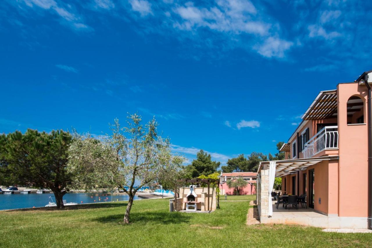 Apartments Amfora Plava Laguna Umag Exterior photo