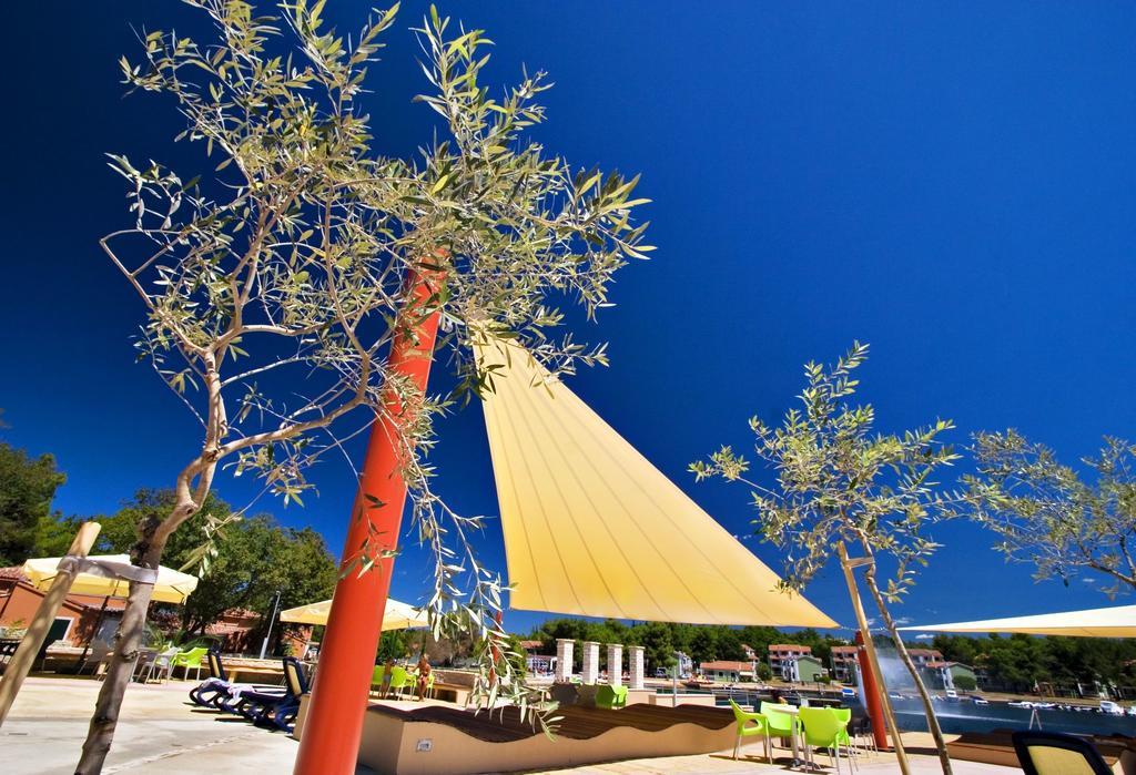 Apartments Amfora Plava Laguna Umag Exterior photo