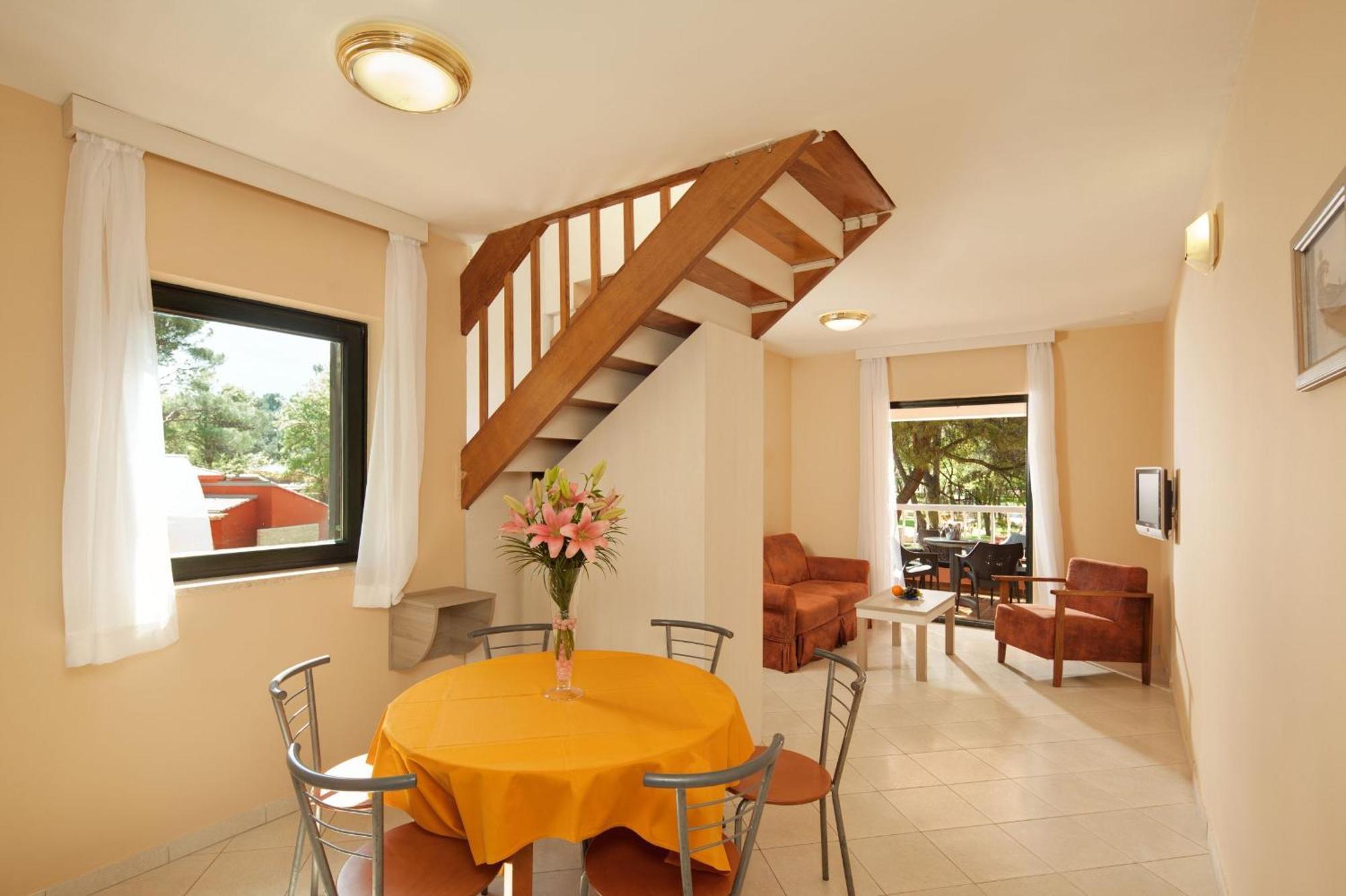 Apartments Amfora Plava Laguna Umag Exterior photo