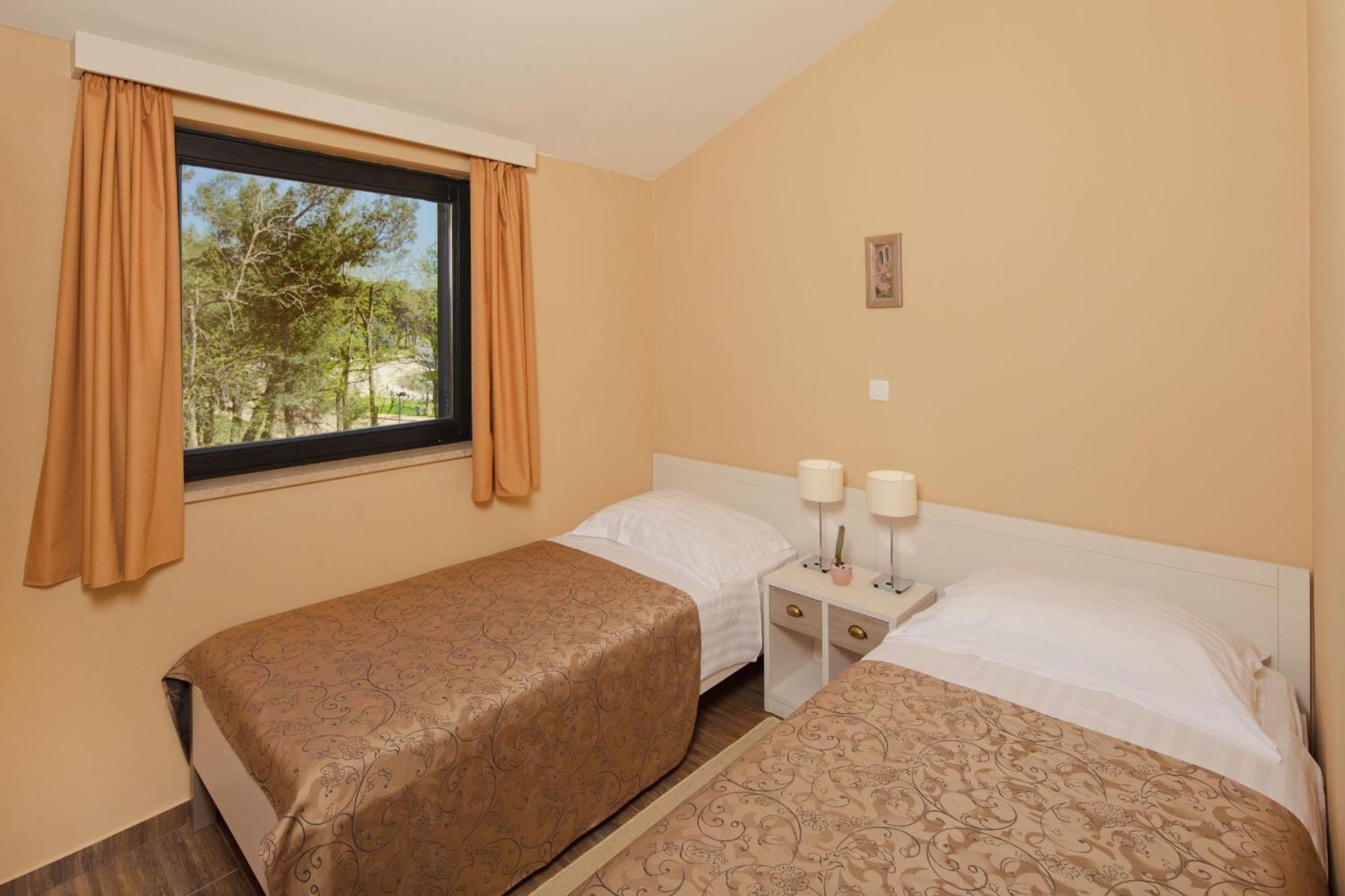 Apartments Amfora Plava Laguna Umag Exterior photo
