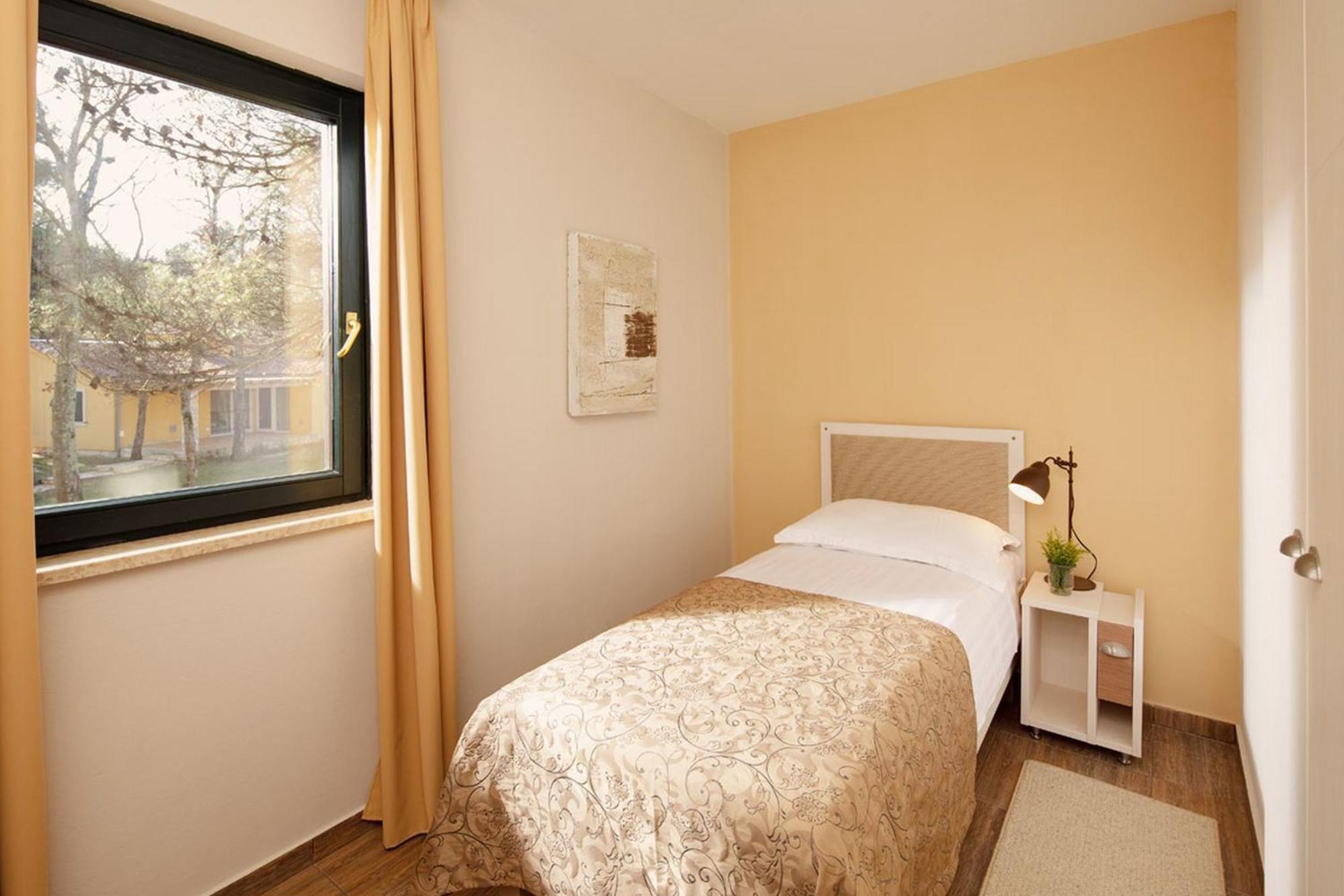 Apartments Amfora Plava Laguna Umag Room photo