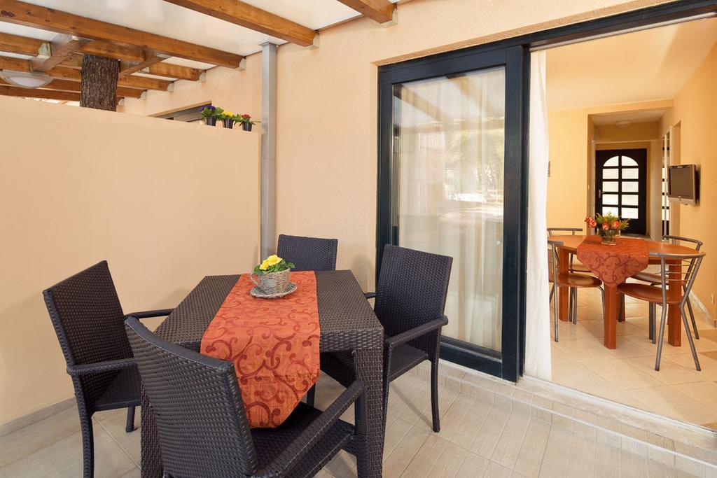 Apartments Amfora Plava Laguna Umag Room photo