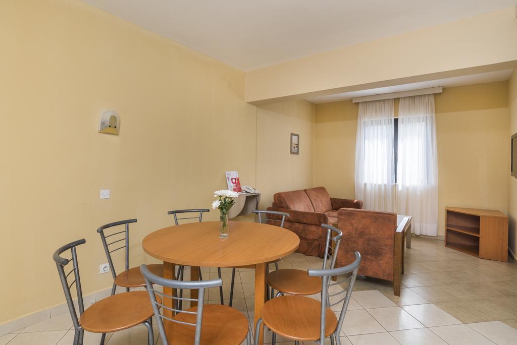 Apartments Amfora Plava Laguna Umag Exterior photo